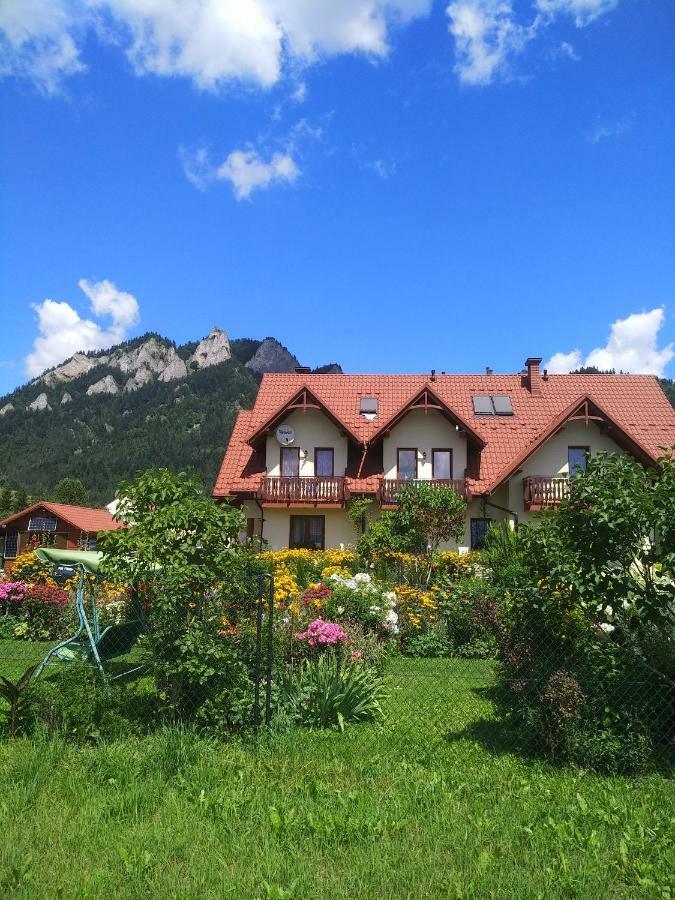 Pokoje Z Aneksami Kuchennymi U Wiktorii Sromowce Niżne Buitenkant foto