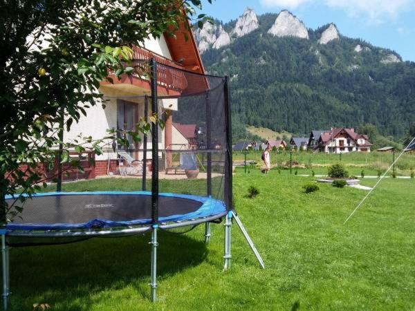 Pokoje Z Aneksami Kuchennymi U Wiktorii Sromowce Niżne Buitenkant foto